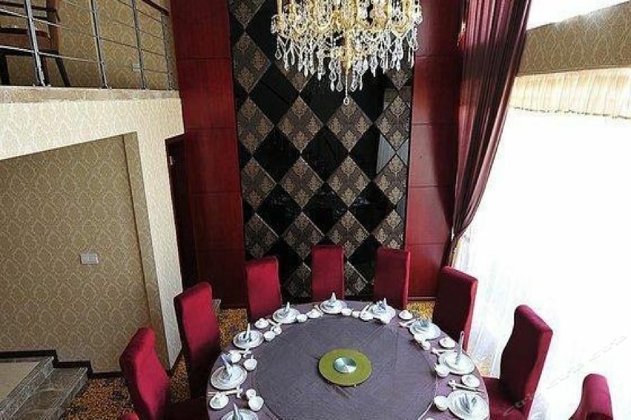 Chonpines Hotel Anshun Exterior photo